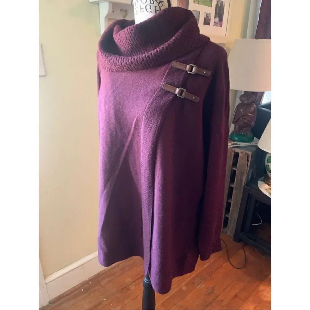 Ellen Tracy Sweater Burgundy Size small cowl Neck
